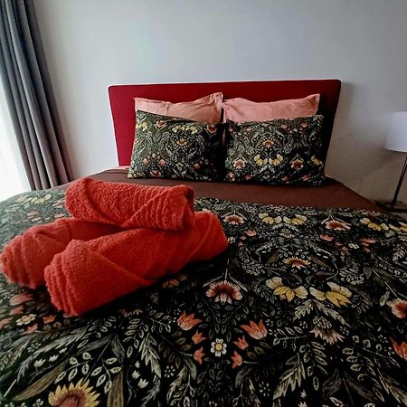 Logement Cosy Avec Piscine Et Vue Tahiti Punaauia Esterno foto
